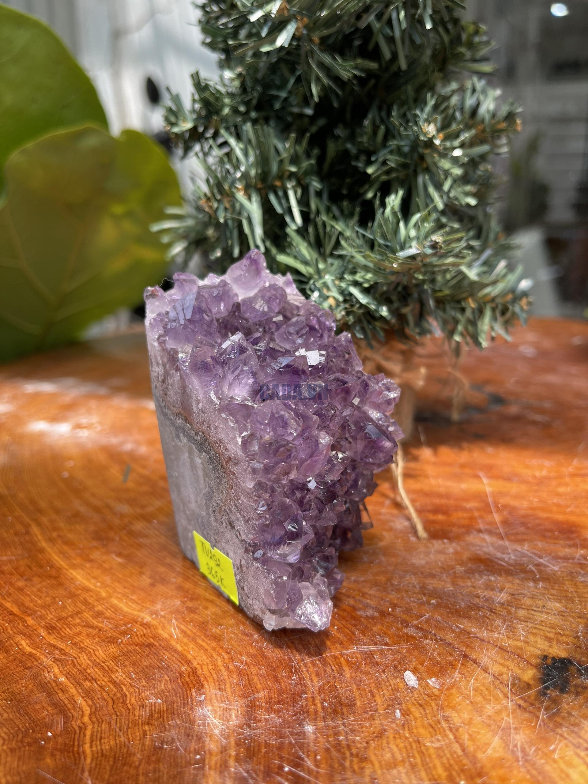 HỐC THẠCH ANH TÍM NHỎ – SMALL AMETHYST GEODE (TV292), KL: 0.364 KG, KT: 8×6 CM