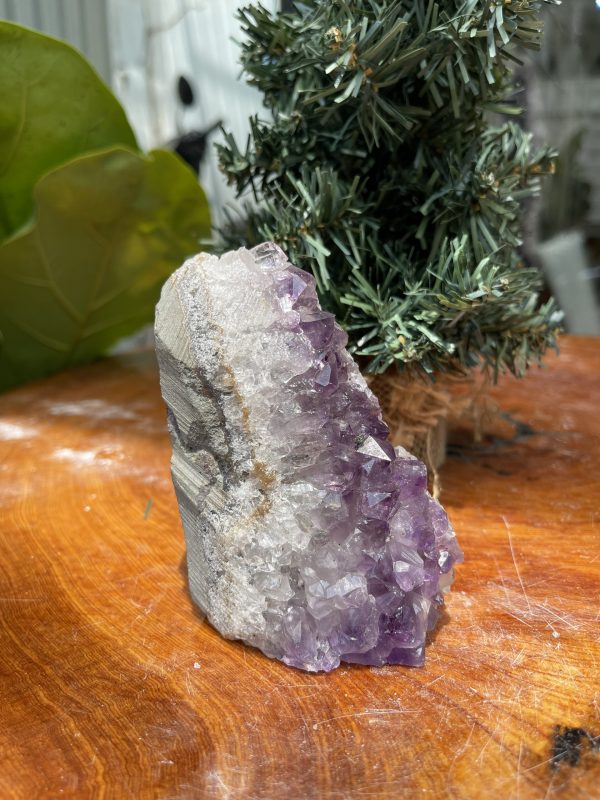 HỐC THẠCH ANH TÍM NHỎ – SMALL AMETHYST GEODE (TV271), KL: 0.45KG, KT: 10×5 CM