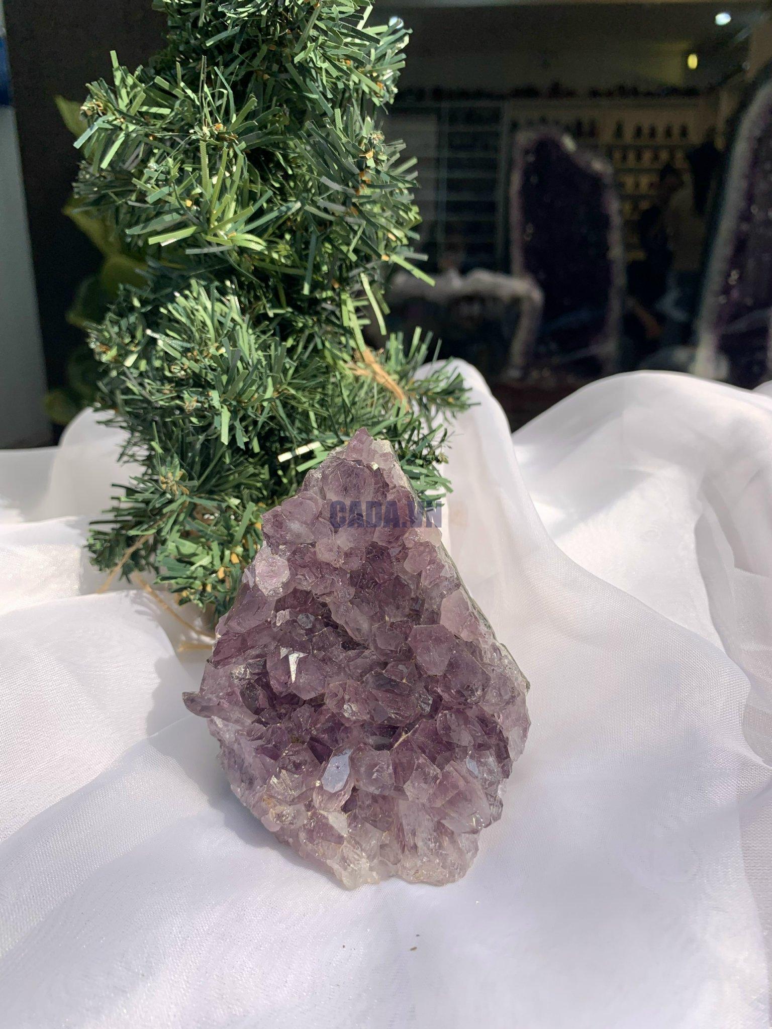 HỐC THẠCH ANH TÍM NHỎ – SMALL AMETHYST (TV379), KL: 0.5 KG, KT: 10.3 x 8.1 CM