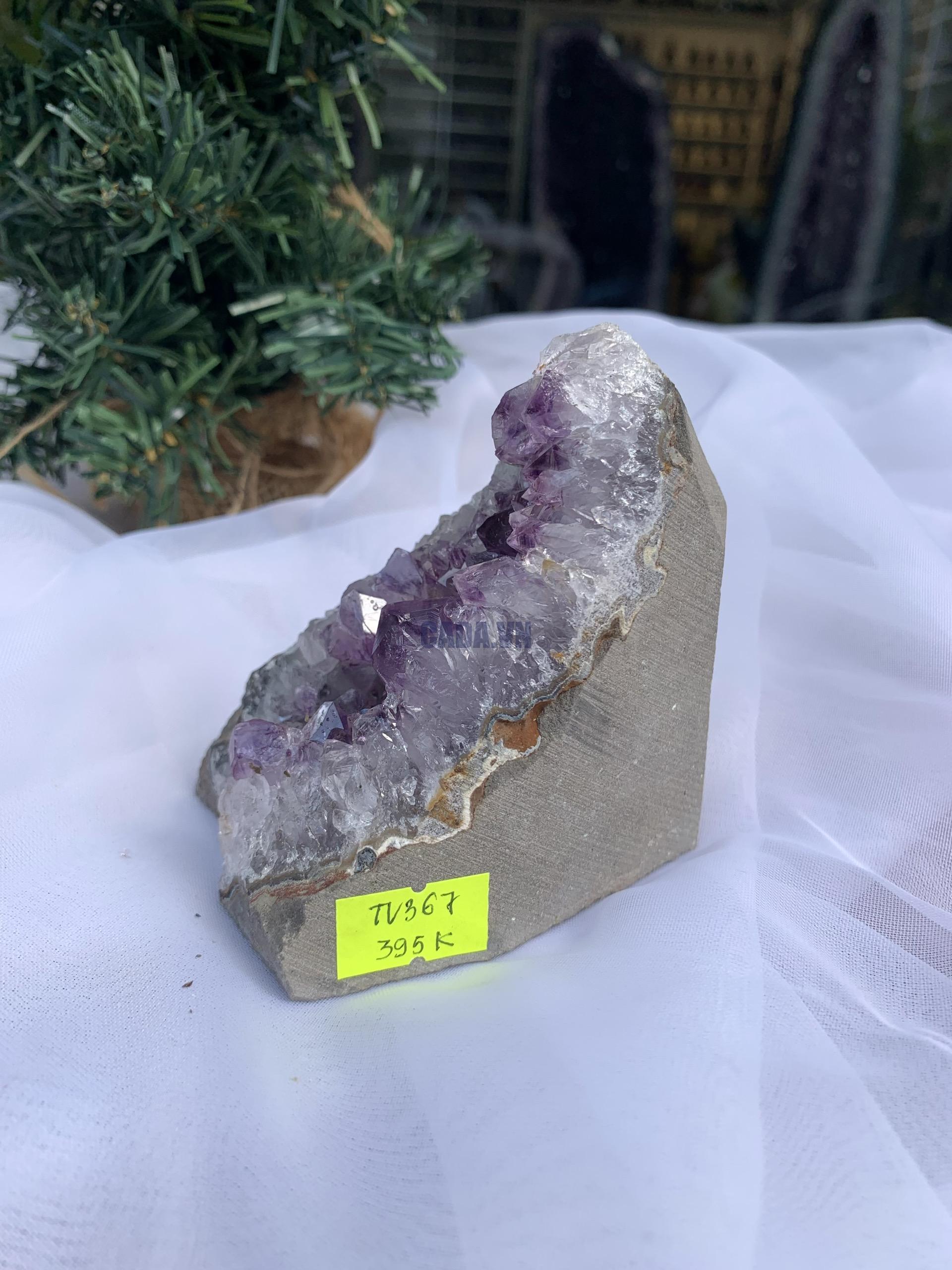 HỐC THẠCH ANH TÍM NHỎ – SMALL AMETHYST (TV367), KL: 0.394 KG, KT: 10 x 6 CM