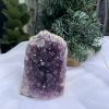 HỐC THẠCH ANH TÍM NHỎ – SMALL AMETHYST (TV375), KL: 0.574 KG, KT: 10 x 8 CM