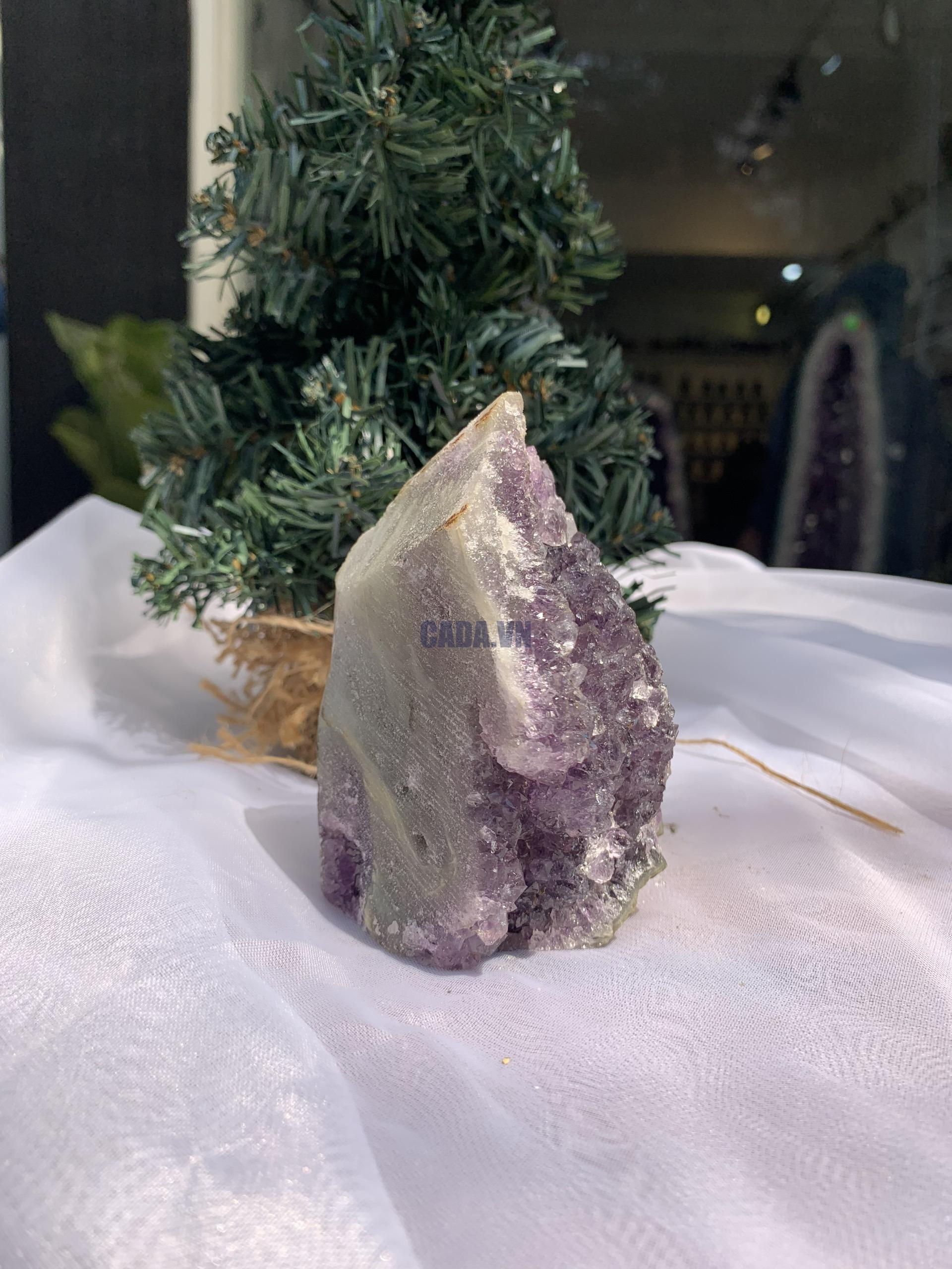 HỐC THẠCH ANH TÍM NHỎ – SMALL AMETHYST (TV394), KL: 0.408KG, KT: 9.7x 6 CM