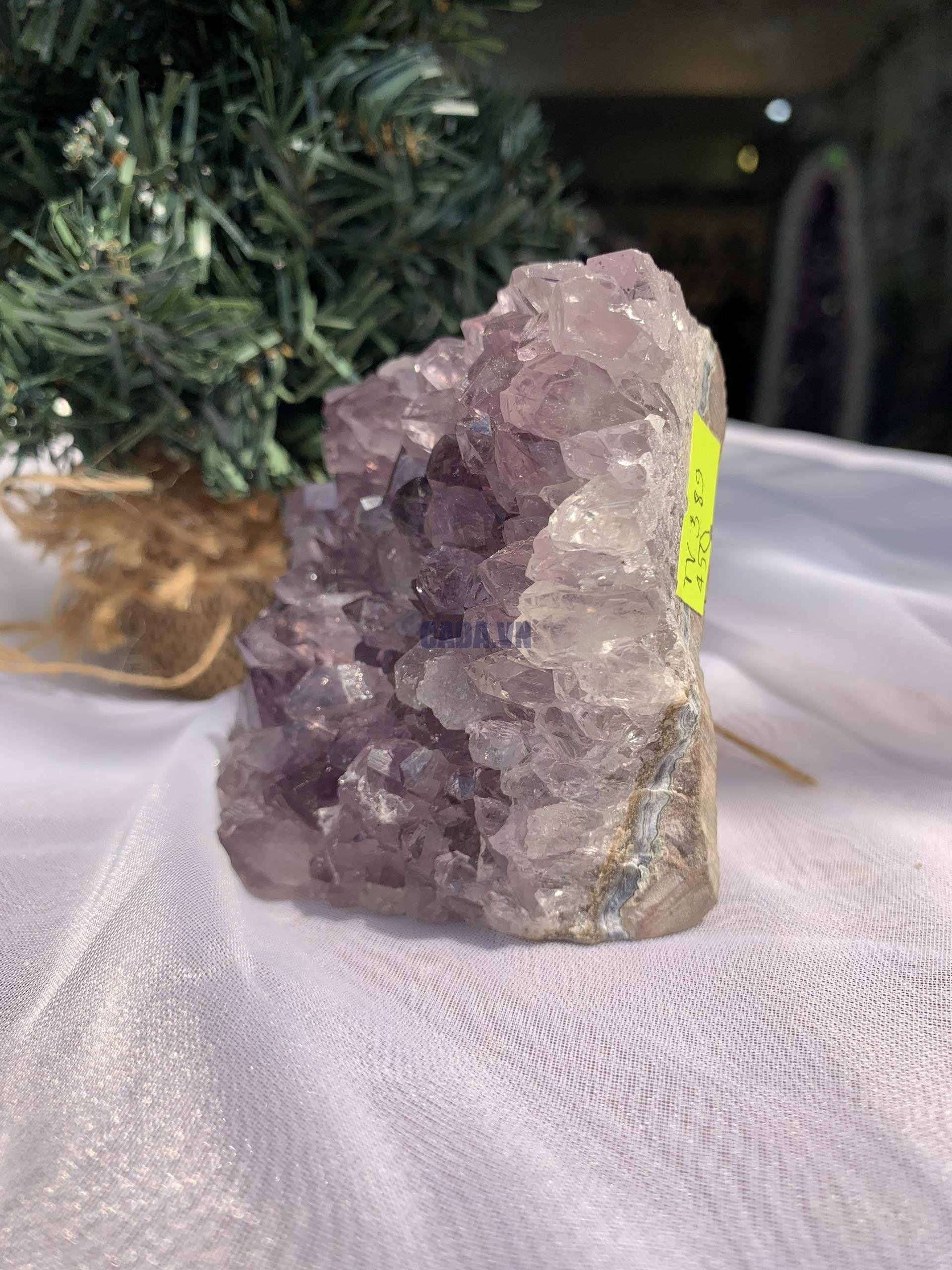 HỐC THẠCH ANH TÍM NHỎ – SMALL AMETHYST (TV389), KL: 0.45 KG, KT: 8 x 9.1 CM