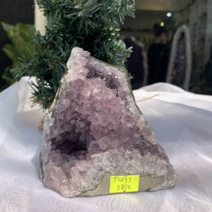 HỐC THẠCH ANH TÍM NHỎ – SMALL AMETHYST GEODE (TV253), KL: 0.376KG, KT: 8x10 CM