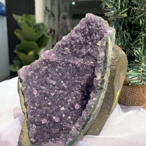 HỐC THẠCH ANH TÍM NHỎ – SMALL AMETHYST GEODE (TV261), KL: 1.264KG, KT: 12x14 CM