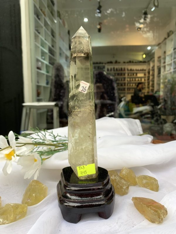 TRỤ THẠCH ANH VÀNG ÁM KHÓI -CITRINE SMOKY QUARTZ POINT- KT: 22.2x4 CM KL: 0.324KG (TK03)