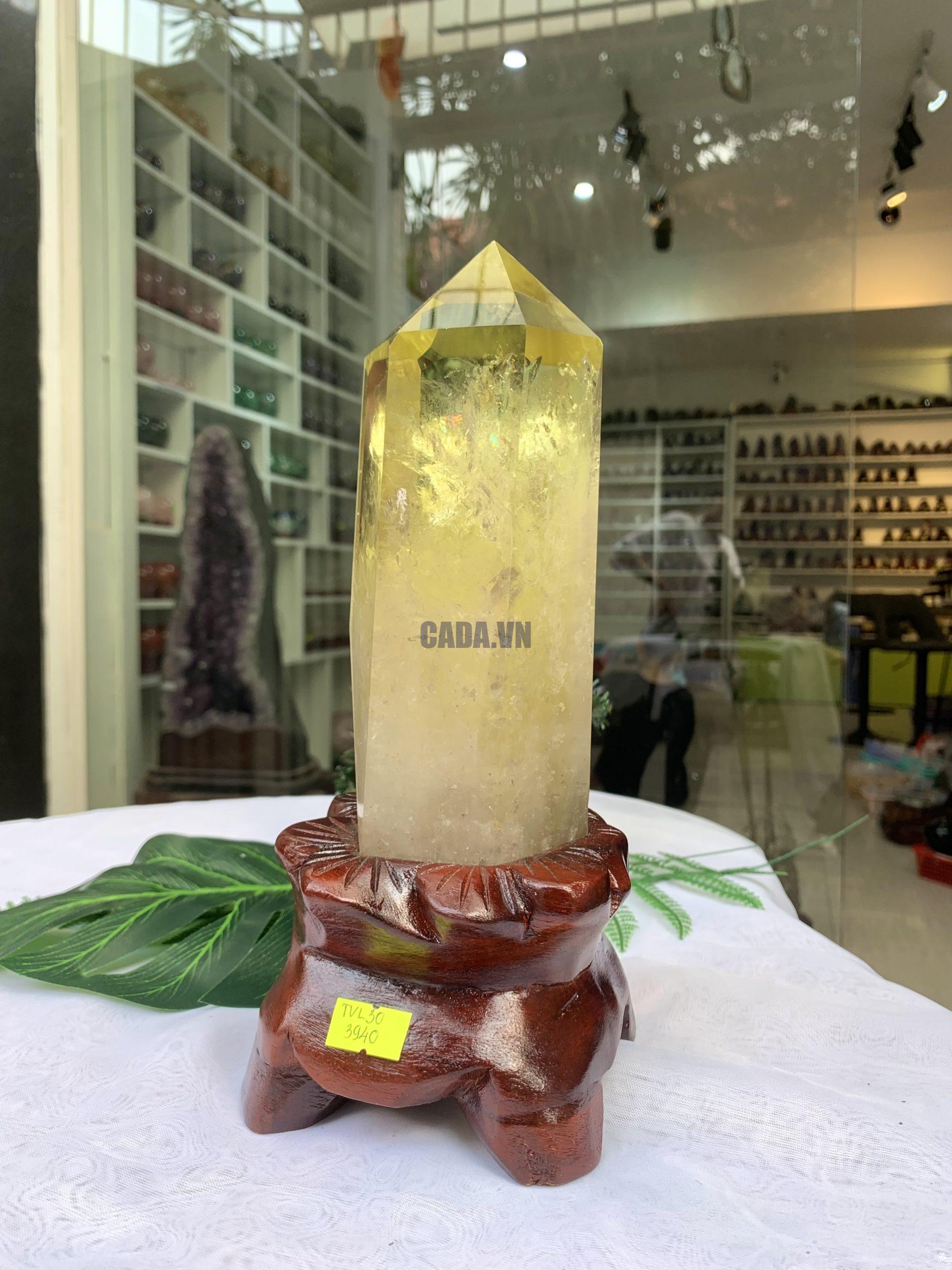 TRỤ ĐÁ THẠCH ANH VÀNG - CHẤT TRONG, KL: 1.516KG, CAO 25.5CM (TVL30)