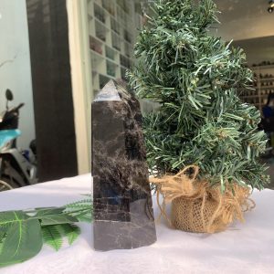 Trụ Thạch Anh Đen – Black Quart Point (Morion), KT: 5.5x6.5CM, KL: 0.704KG (TAĐ40)