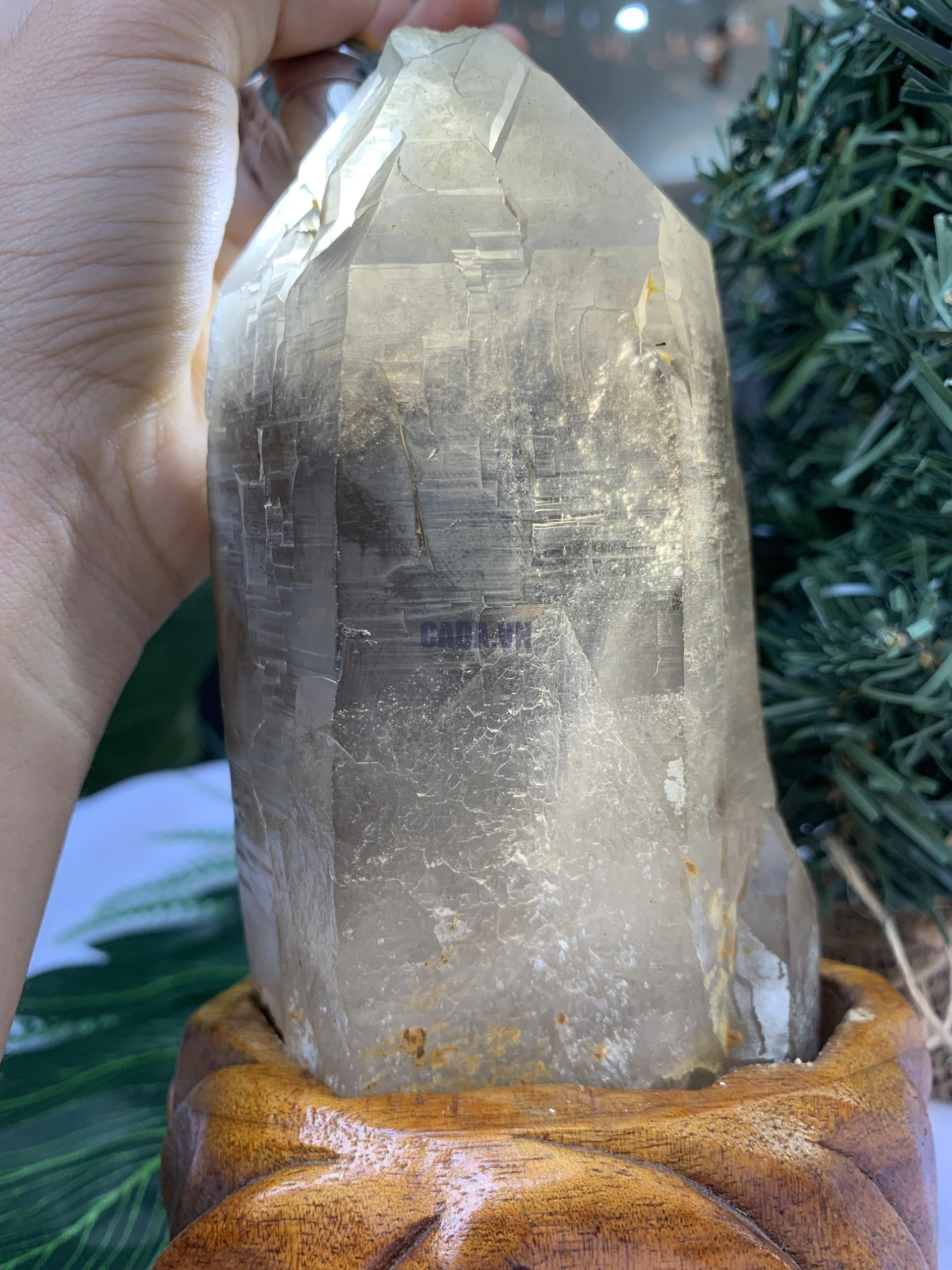 TRỤ THẠCH ANH KHÓI THÔ- RAW SMOKY QUARTZ POINT (TAK20), KL:0.748KG, KT: 18x8CM