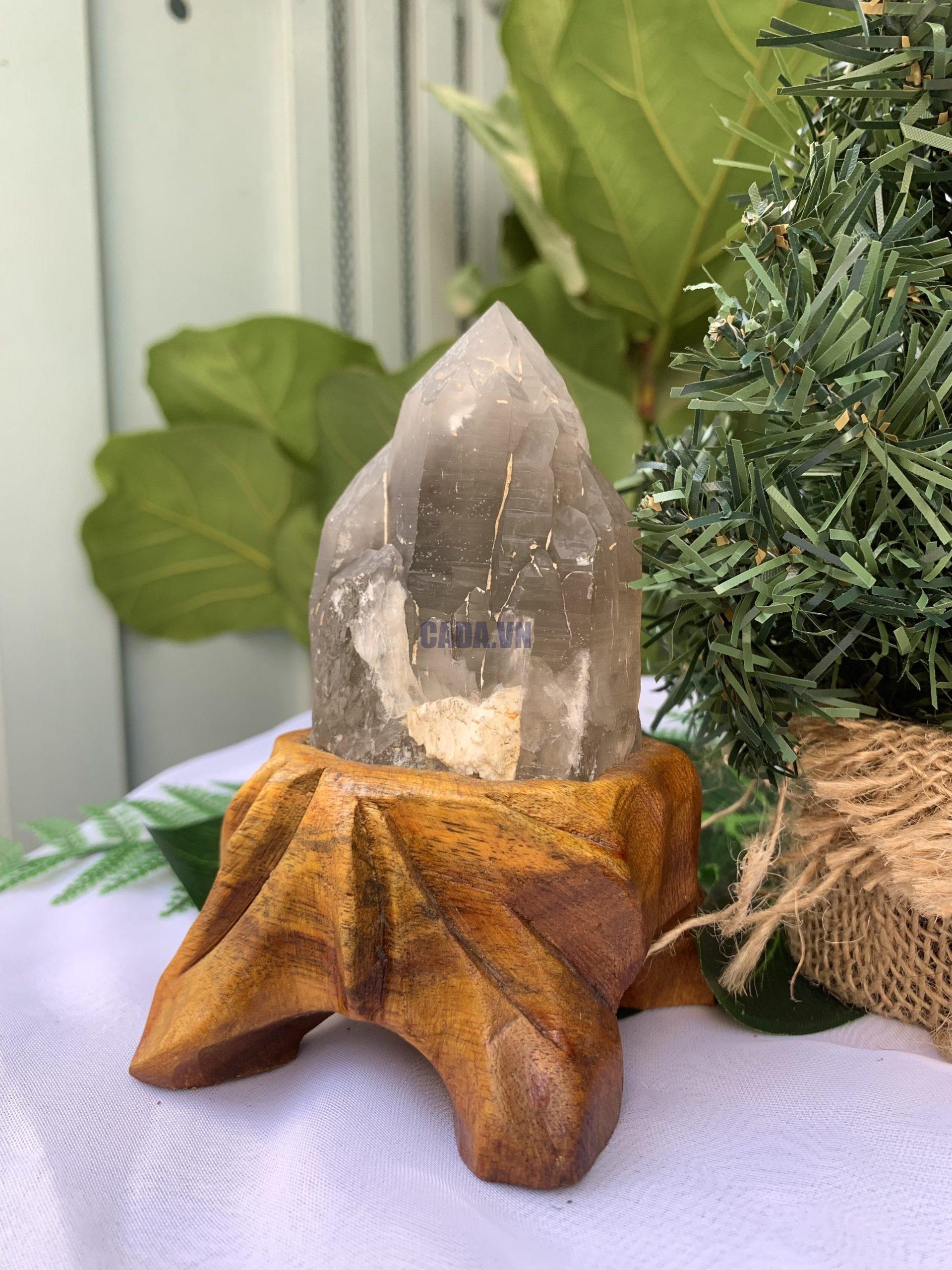TRỤ THẠCH ANH KHÓI THÔ- RAW SMOKY QUARTZ POINT (TAK19), KL:0.324KG, KT: 13.8x6.2CM