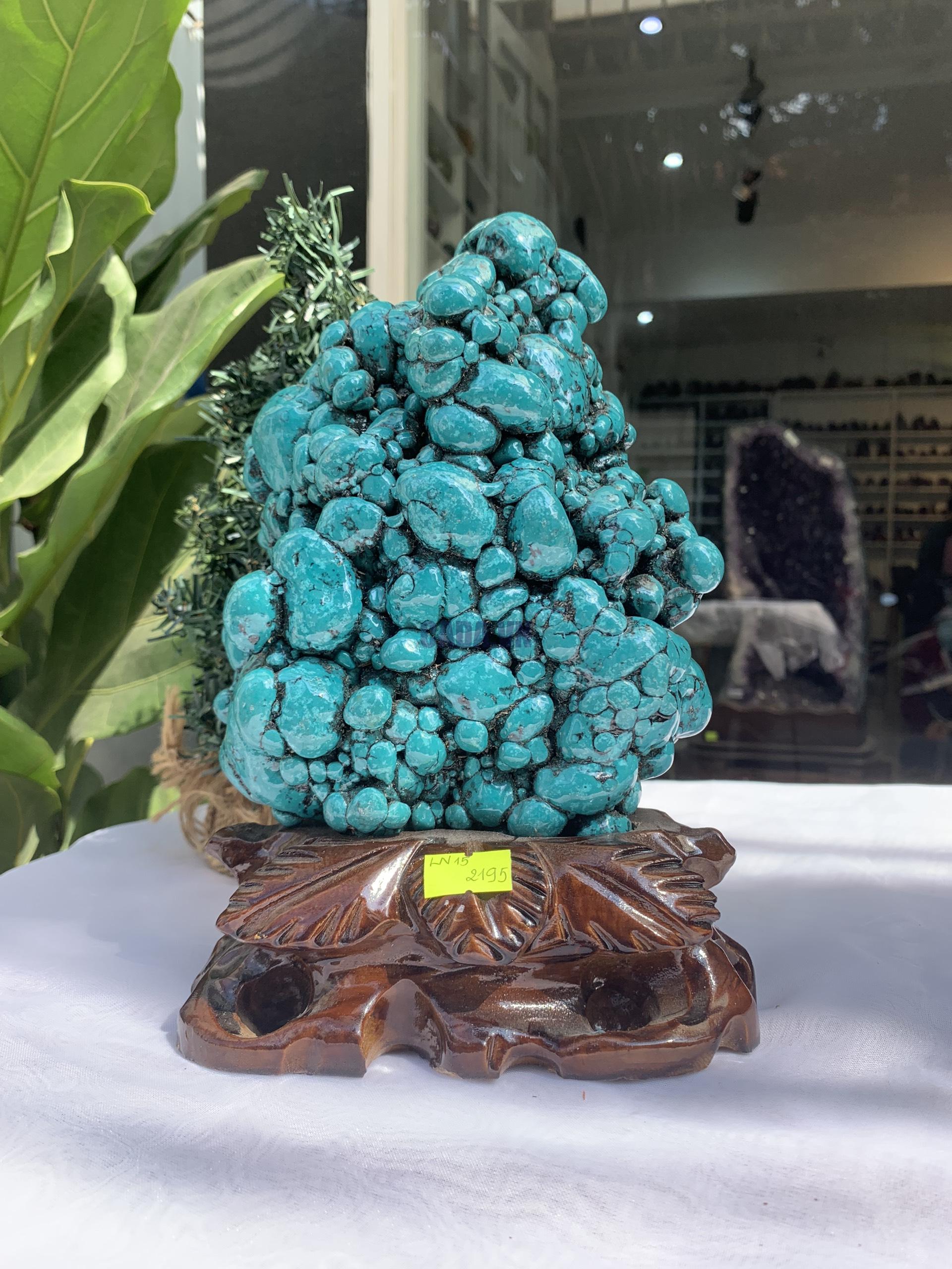 Đá Lam Ngọc – Turquoise (LN15), KL: 2.926 KG, KT: 23.5×15CM 