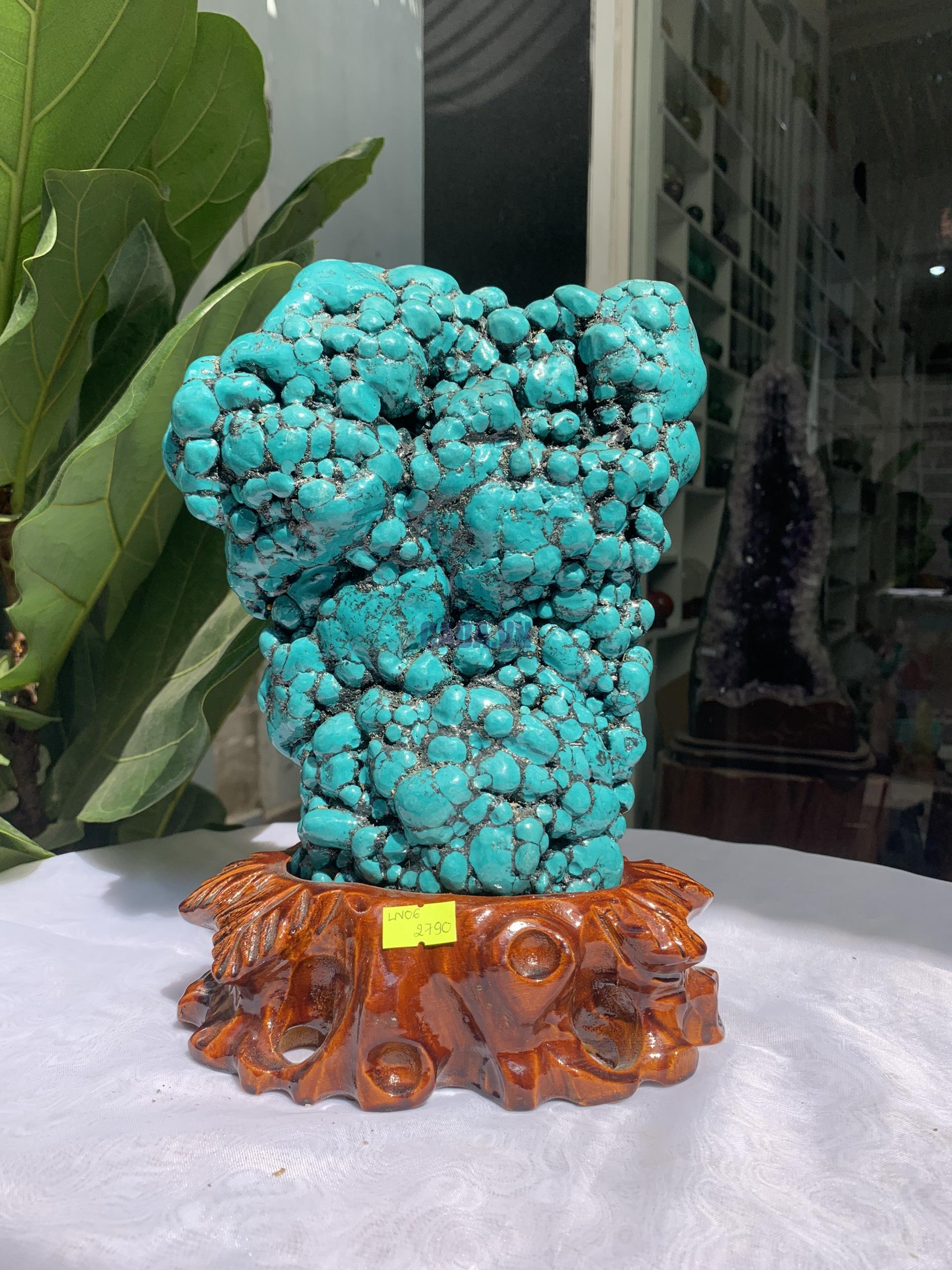 Đá Lam Ngọc – Turquoise (LN06), KL: 3.716 KG, KT: 27×18 CM