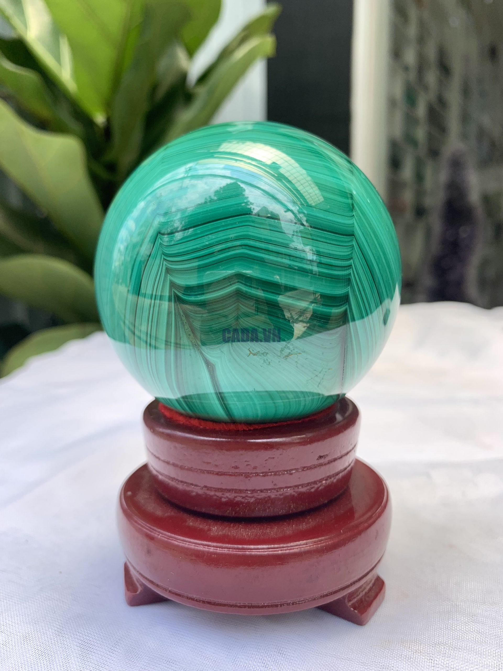 Bi cầu đá Lông Công – Đá Khổng Tước – Malachite Sphere, ĐK: 7.3 CM, KL: 0.776 KG (MLC30) 