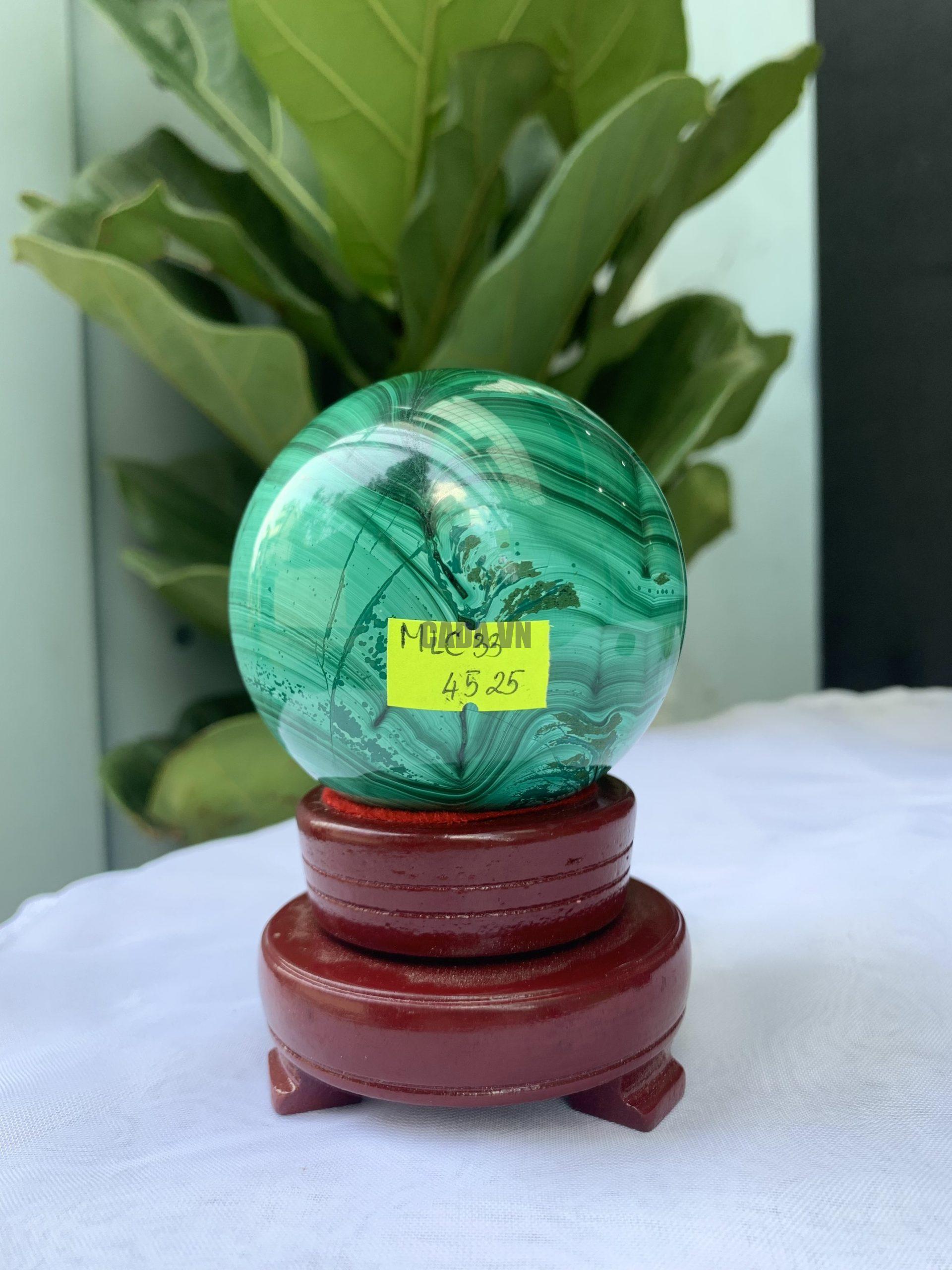 Bi cầu đá Lông Công – Đá Khổng Tước – Malachite Sphere, ĐK: 7.3 CM, KL: 0.754 KG (MLC33)
