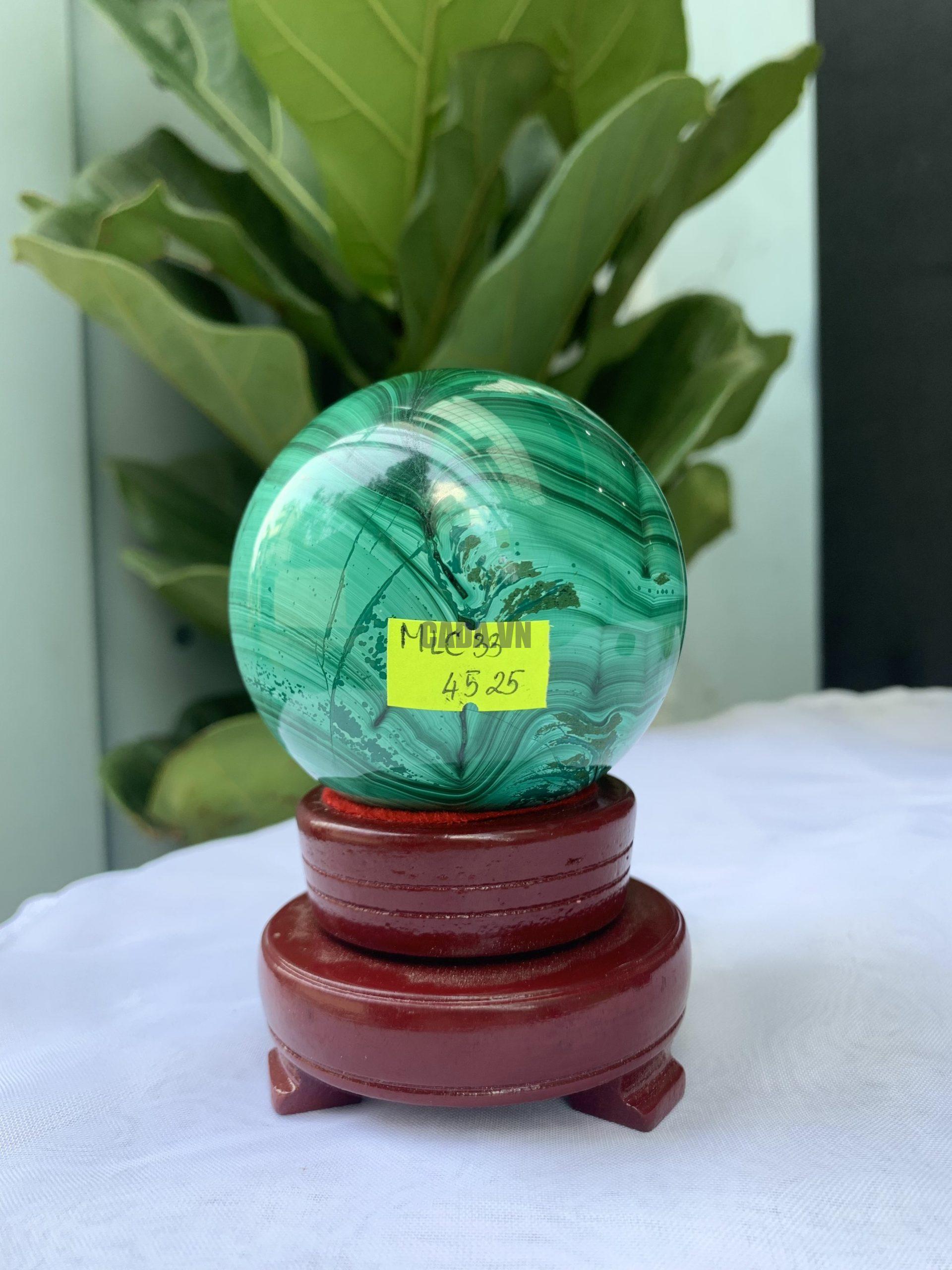 Bi cầu đá Lông Công – Đá Khổng Tước – Malachite Sphere, ĐK: 7.3 CM, KL: 0.754 KG (MLC33) 