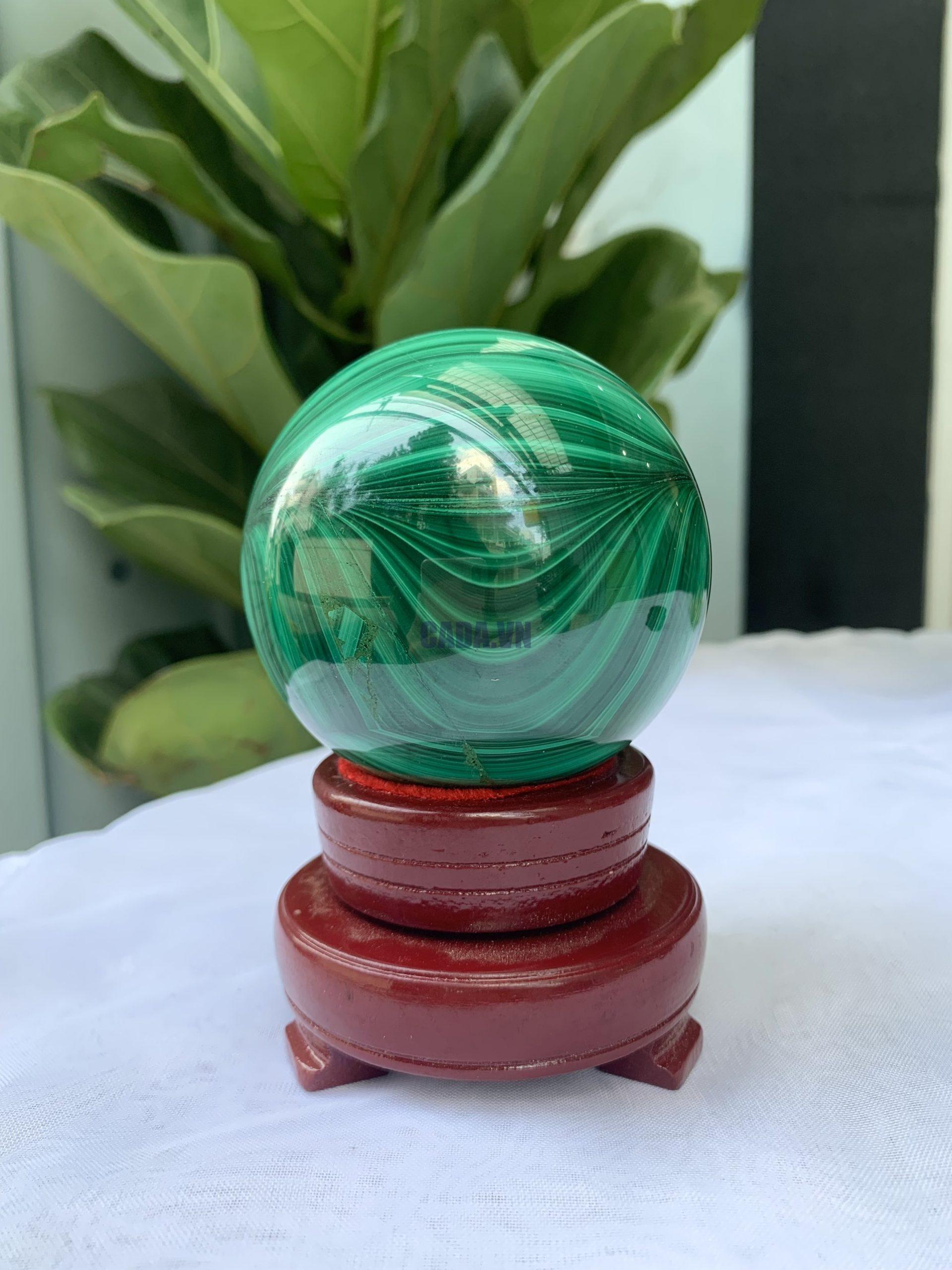 Bi cầu đá Lông Công – Đá Khổng Tước – Malachite Sphere, ĐK: 7.3 CM, KL: 0.754 KG (MLC33) 