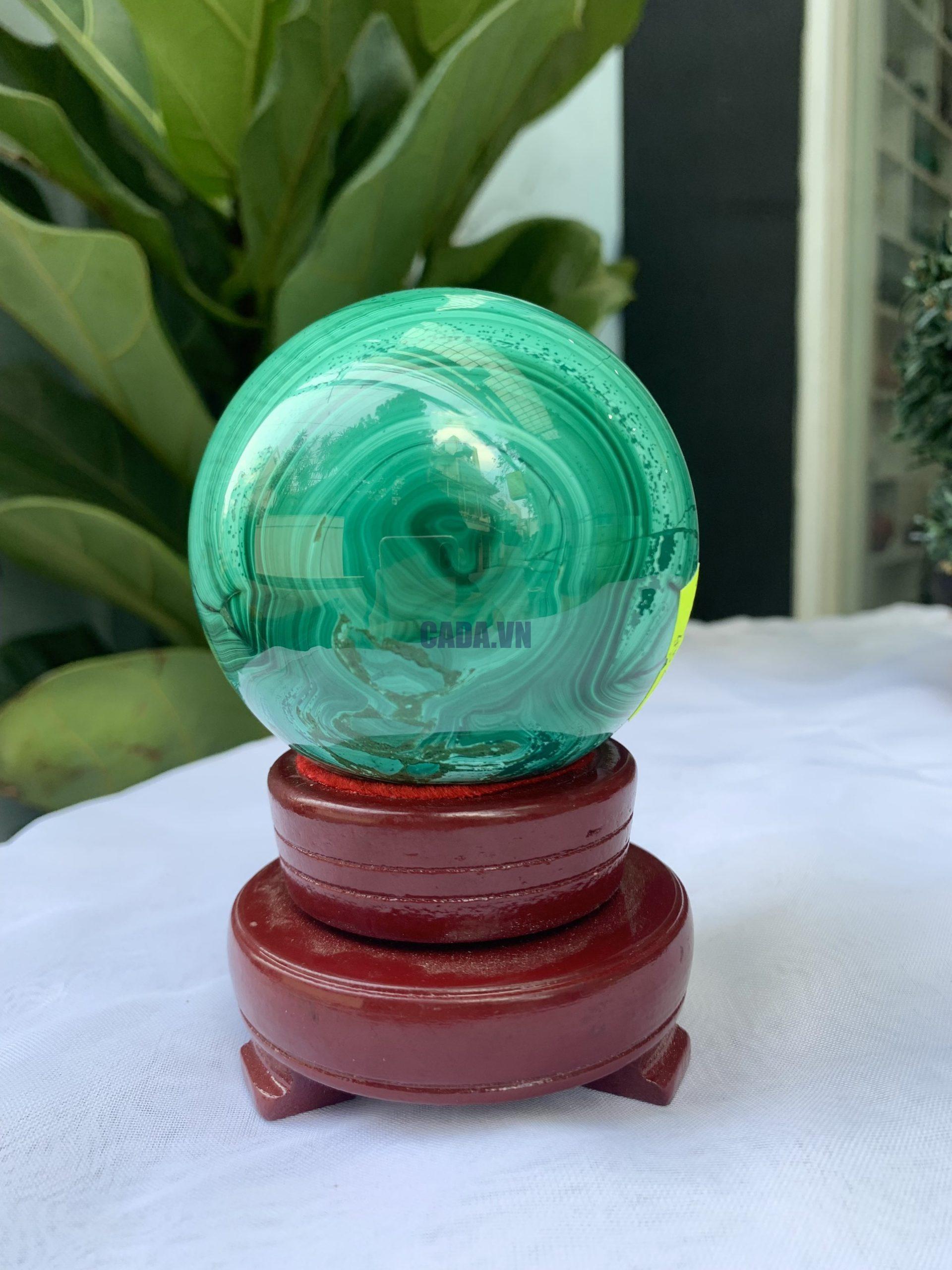 Bi cầu đá Lông Công – Đá Khổng Tước – Malachite Sphere, ĐK: 7.3 CM, KL: 0.754 KG (MLC33) 