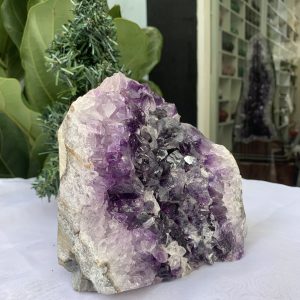 HỐC THẠCH ANH TÍM NHỎ – SMALL AMETHYST GEODE (TV415), KL: 2.860 KG, KT: 14×13.5 CM