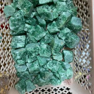 ĐÁ VỤN THÔ THẠCH ANH DÂU XANH - Strawberry Quartz Raw | ĐÁ VỤN PHONG THỦY