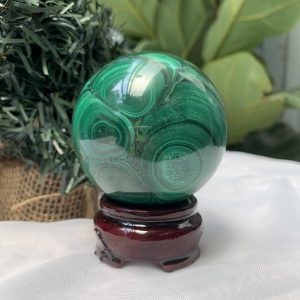 Bi cầu đá Lông Công – Đá Khổng Tước – Malachite Sphere, ĐK: 6.2CM, KL: 0.476 KG (MLC57)