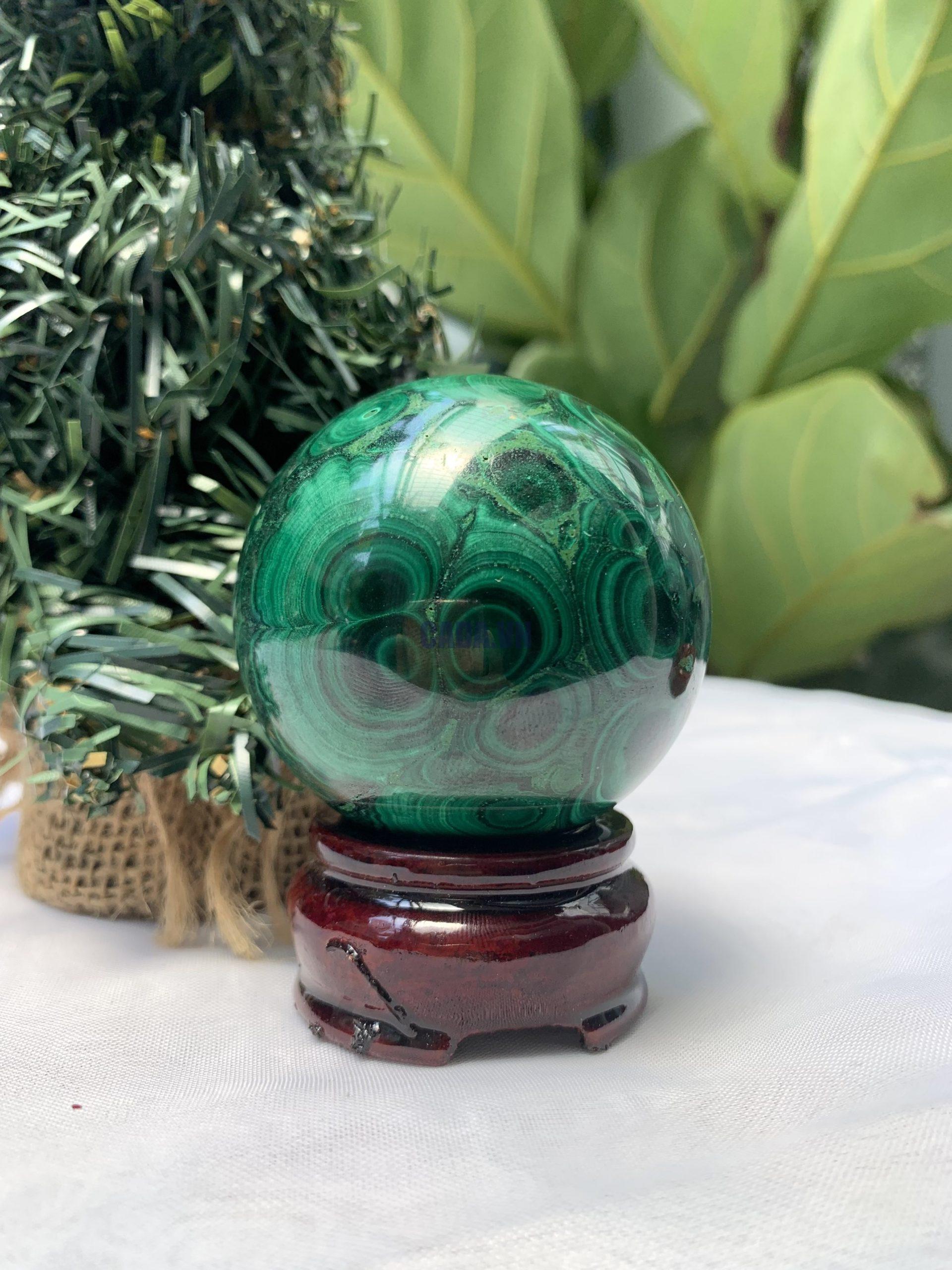 Bi cầu đá Lông Công – Đá Khổng Tước – Malachite Sphere, ĐK: 5.8 CM, KL: 0.392 KG (MLC37)