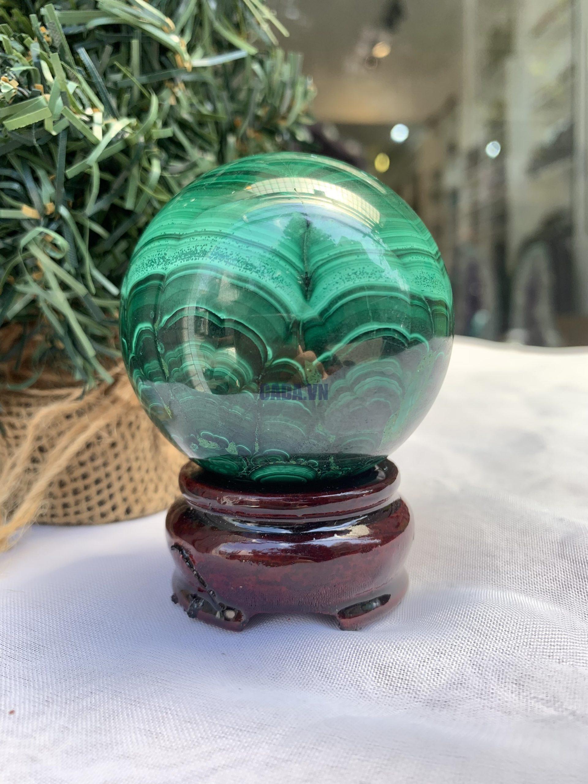 Bi cầu đá Lông Công – Đá Khổng Tước – Malachite Sphere, ĐK: 5.8 CM, KL: 0.398 KG (MLC43)