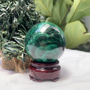 Bi cầu đá Lông Công – Đá Khổng Tước – Malachite Sphere, ĐK: 5.7 CM, KL: 0.394 KG (MLC51)
