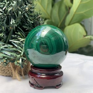 Bi cầu đá Lông Công – Đá Khổng Tước – Malachite Sphere, ĐK: 5.7 CM, KL: 0.38 KG (MLC53)