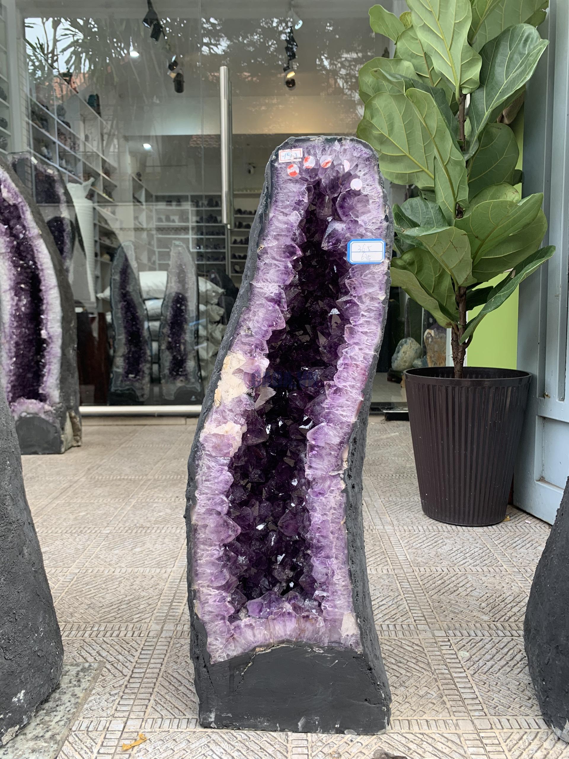 Hốc Thạch Anh Tím – Amethyst Geode (T134), KT: 64,5x21x6CM, KL: 36,5KG