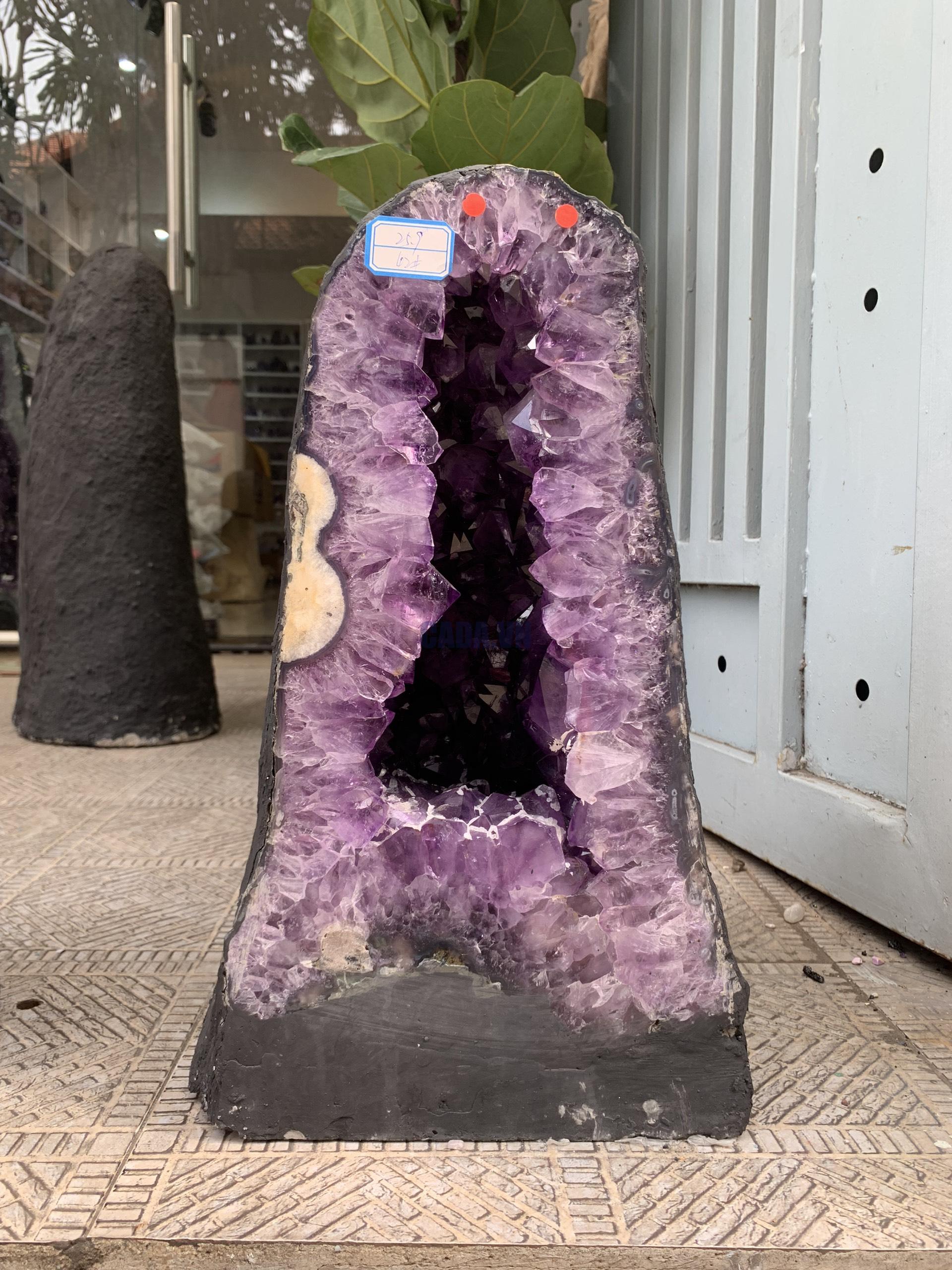 Hốc Thạch Anh Tím – Amethyst Geode (T130), KT: 43,3x24,3x7,5CM, KL: 25,7KG