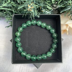 Vòng tay phong thủy đá Thạch Anh Dâu Xanh – Green Strawberry Quartz – size 8-10mm – Vòng Đơn | CADA DECOR