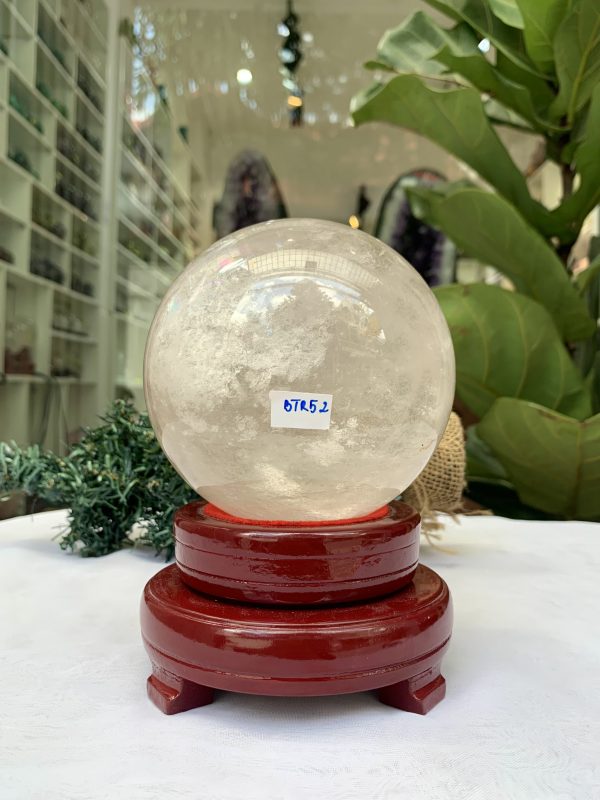 QUẢ CẦU PHONG THỦY THẠCH ANH TRẮNG ĐK: 10,8CM KL: 1,915KG MS: BTR52