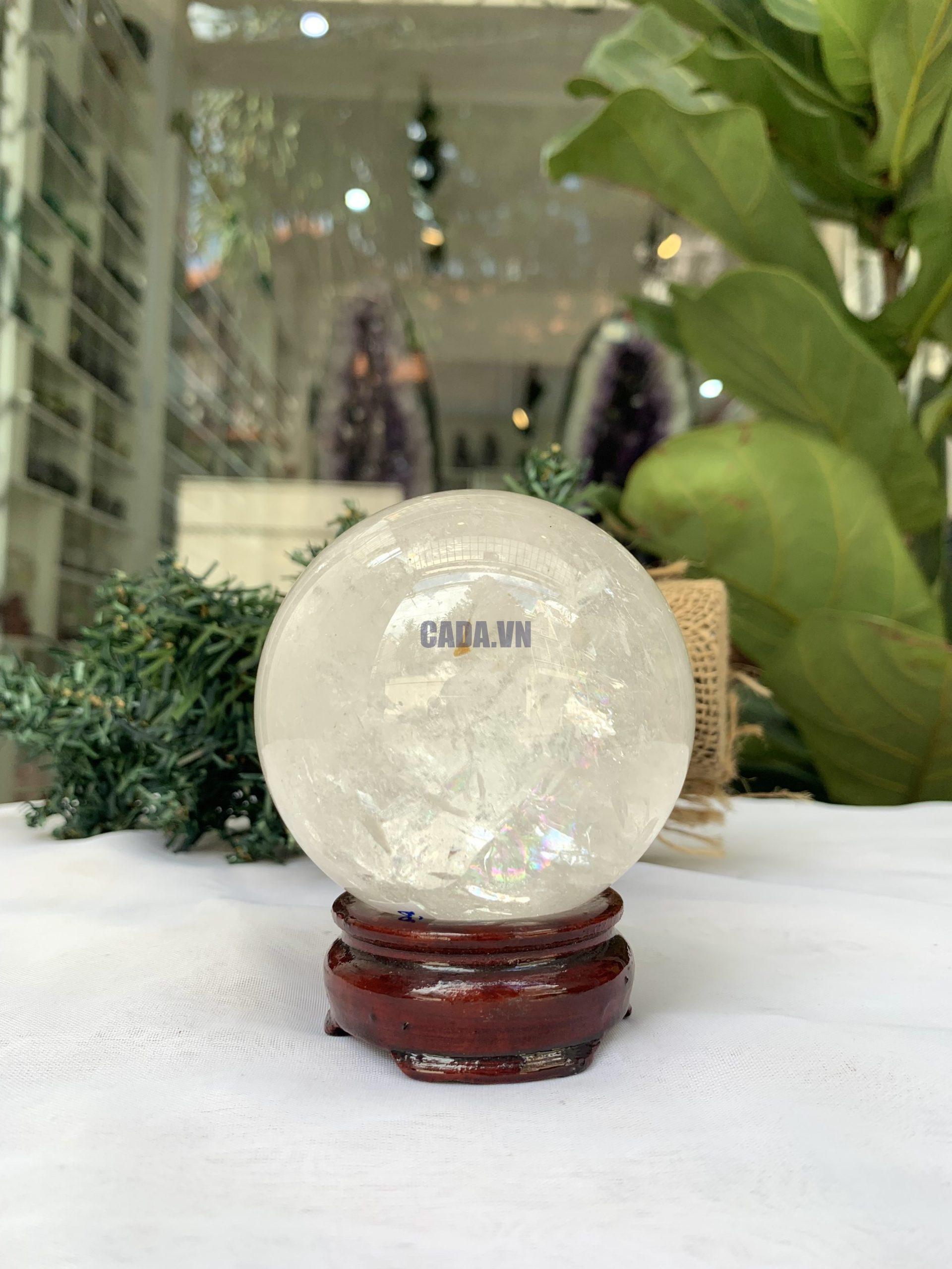 QUẢ CẦU PHONG THỦY THẠCH ANH TRẮNG ĐK: 7,5CM KL: 0,605KG MS: BTR49
