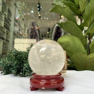 QUẢ CẦU PHONG THỦY THẠCH ANH TRẮNG ĐK: 8,3CM KL: 0,815KG MS: BTR53
