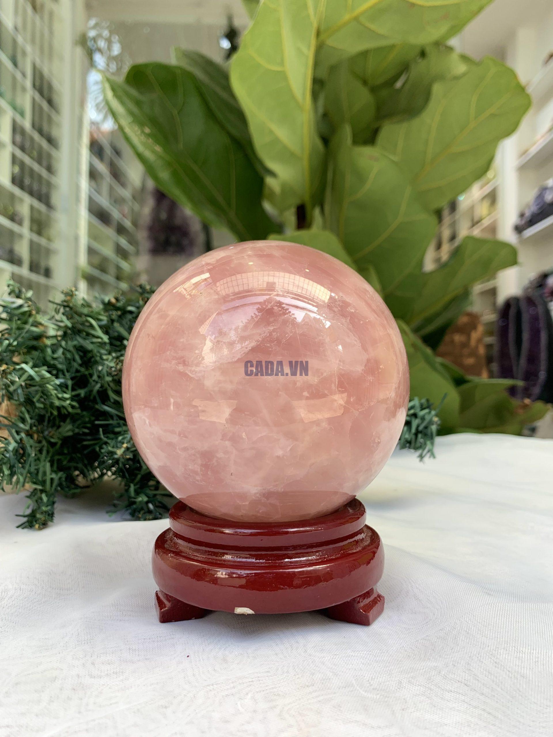 Bi cầu Thạch Anh Hồng – Rose Quartz Sphere (BH97), ĐK: 9,2 CM, KL: 1,150 KG 