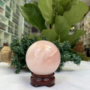 Bi cầu Thạch Anh Hồng – Rose Quartz Sphere (BH96), ĐK: 7,5 CM, KL: 0,600 KG