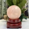 Bi cầu Thạch Anh Hồng – Rose Quartz Sphere (BH105), ĐK: 10,2 CM, KL: 1,595 KG