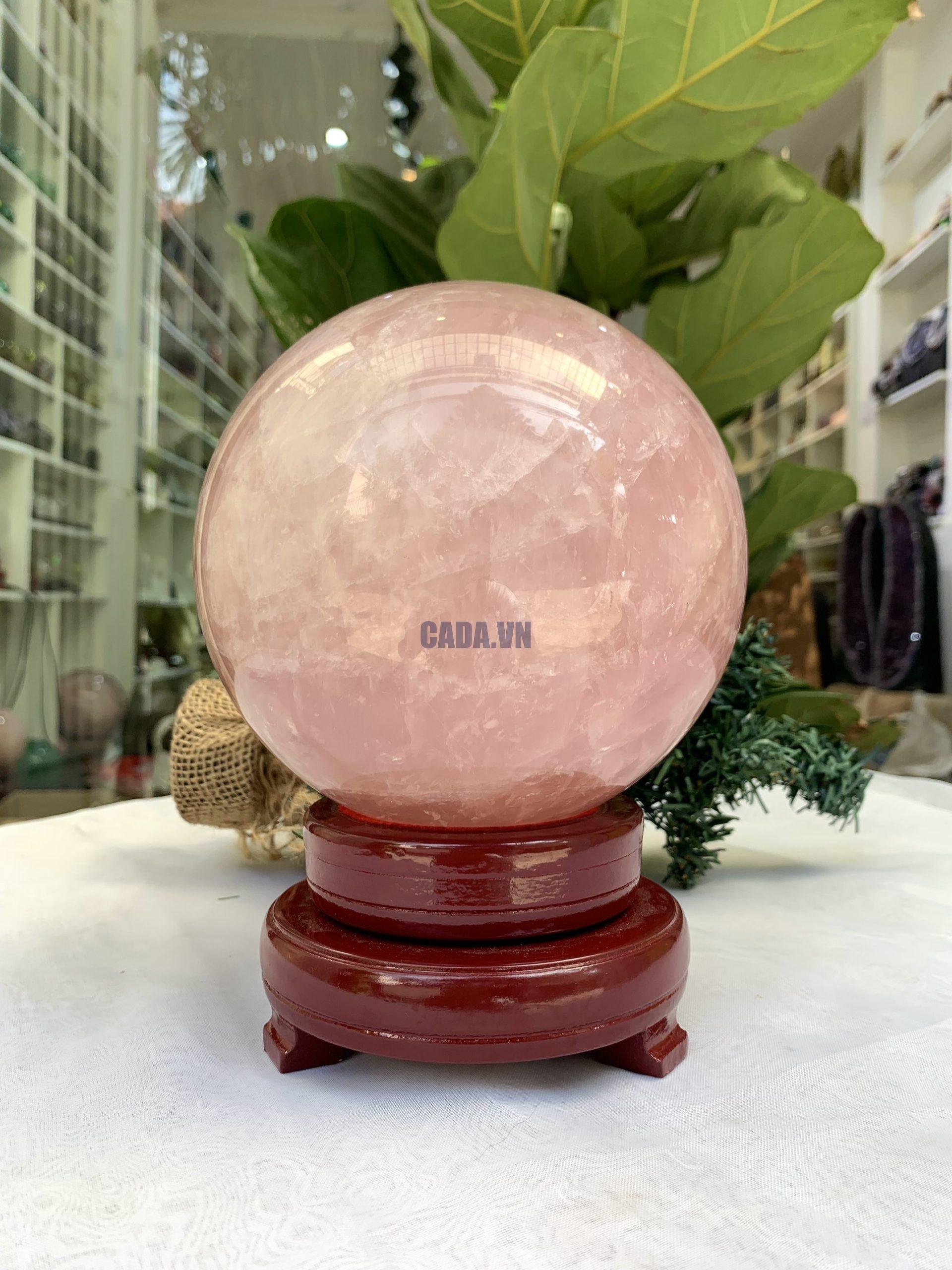 Bi cầu Thạch Anh Hồng – Rose Quartz Sphere (BH106), ĐK: 13,1 CM, KL: 3,885 KG