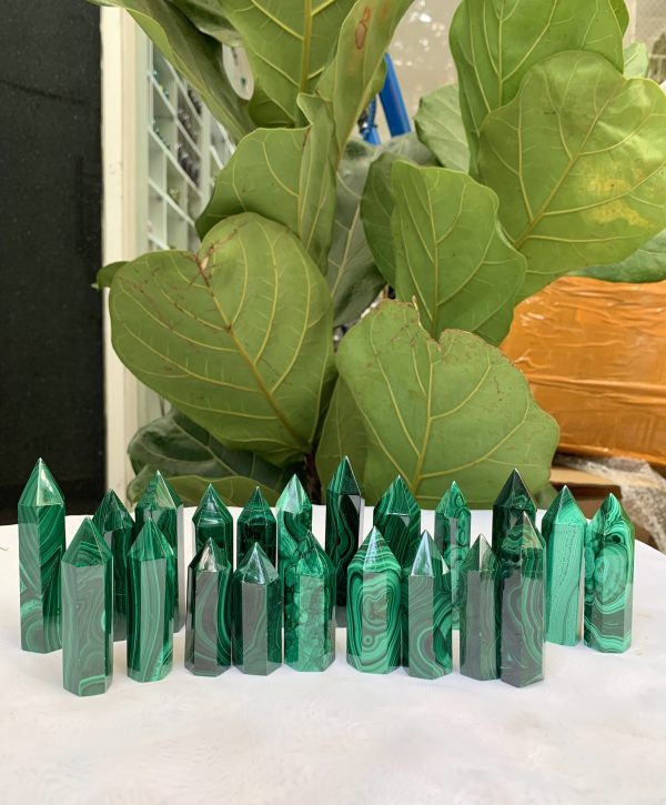 Malachite Point , trụ đá lông công