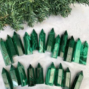 Malachite Point , trụ đá lông công