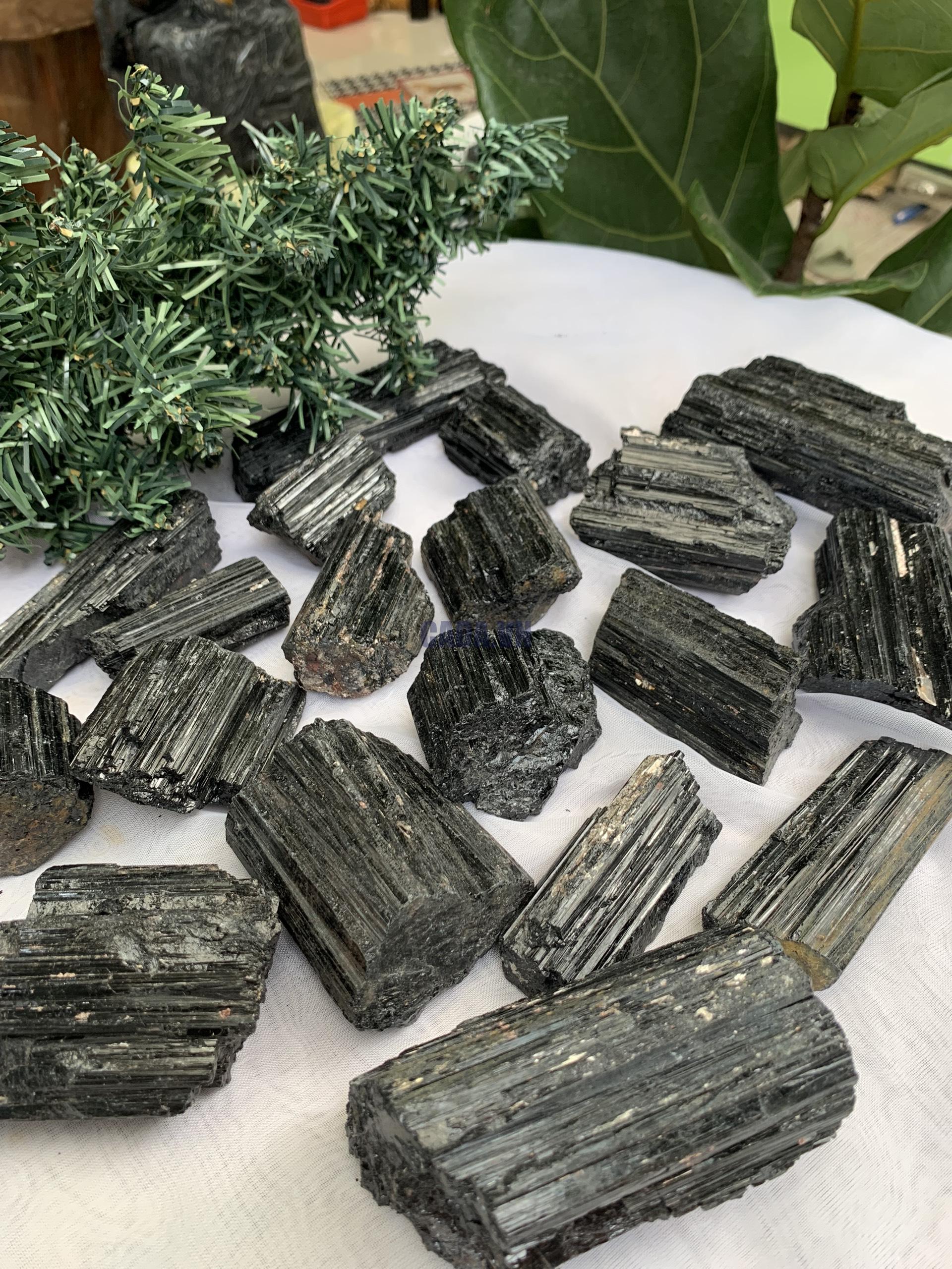 Đá thô tinh thể tourmaline |Black Tourmaline Raw| Đá sưu tầm, đá thiền định, tarot, thanh tẩy| CADA DECOR 