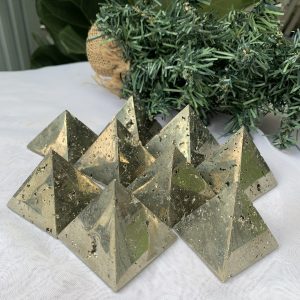 Kim tự tháp đá vàng găm | Pyrite pyramid | Đá sưu tầm, đá thiền định | CADA DECOR