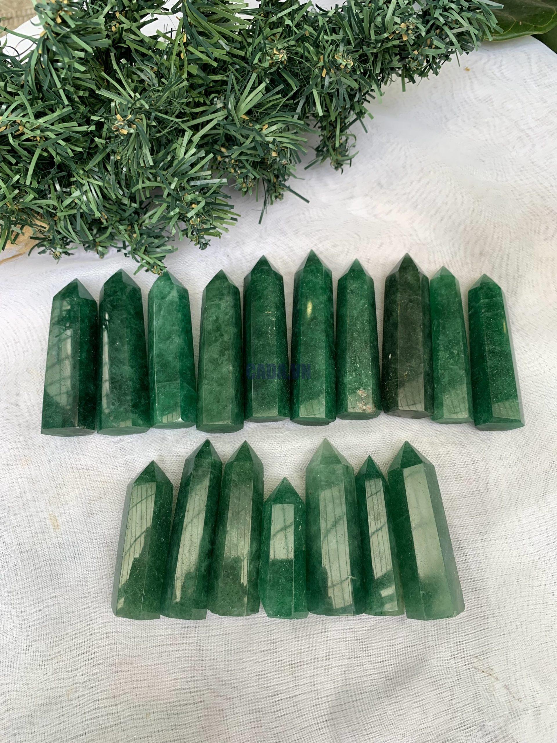 Trụ thạch anh dâu tây xanh | Green Strawberry Quartz Point | Đá thanh tẩy , tarot | CADA DECOR