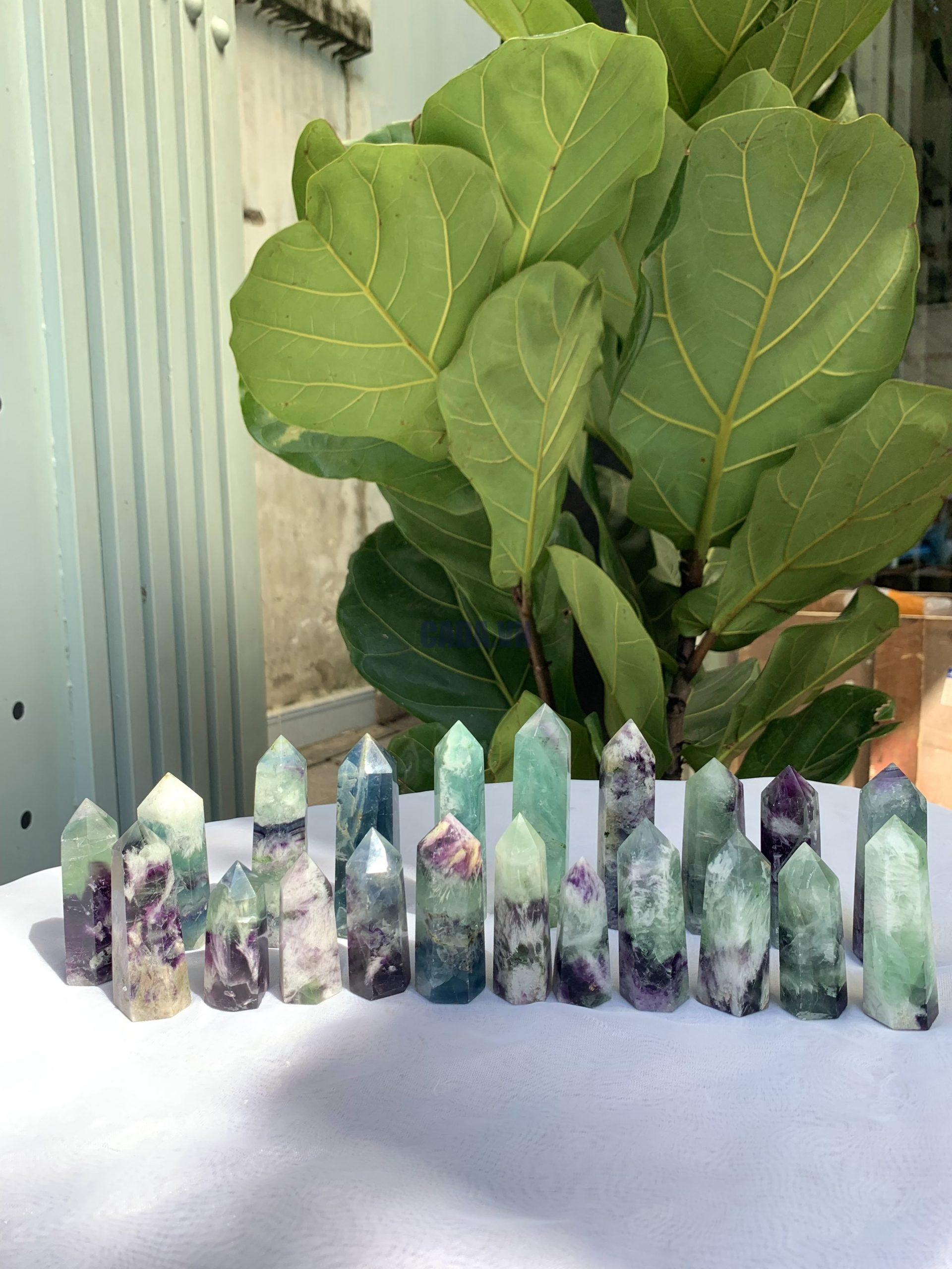 Trụ đá Snowflake Fluorite- Snowflake Fluorite Point | Đá thanh tẩy , tarot 