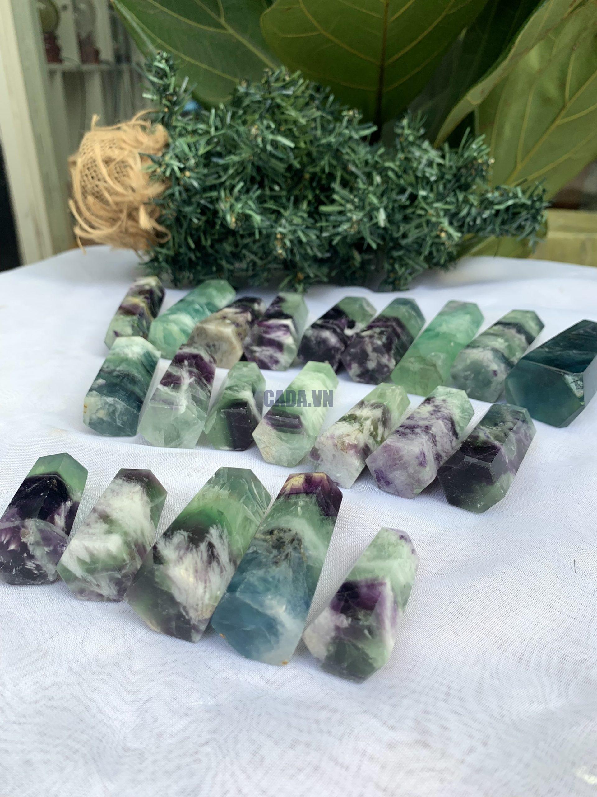 Trụ đá Snowflake Fluorite- Snowflake Fluorite Point | Đá thanh tẩy , tarot 