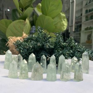 Green quartz - Prasiolite Point | Đá thanh tẩy, đá sưu tầm, đá tarot | CADAVN