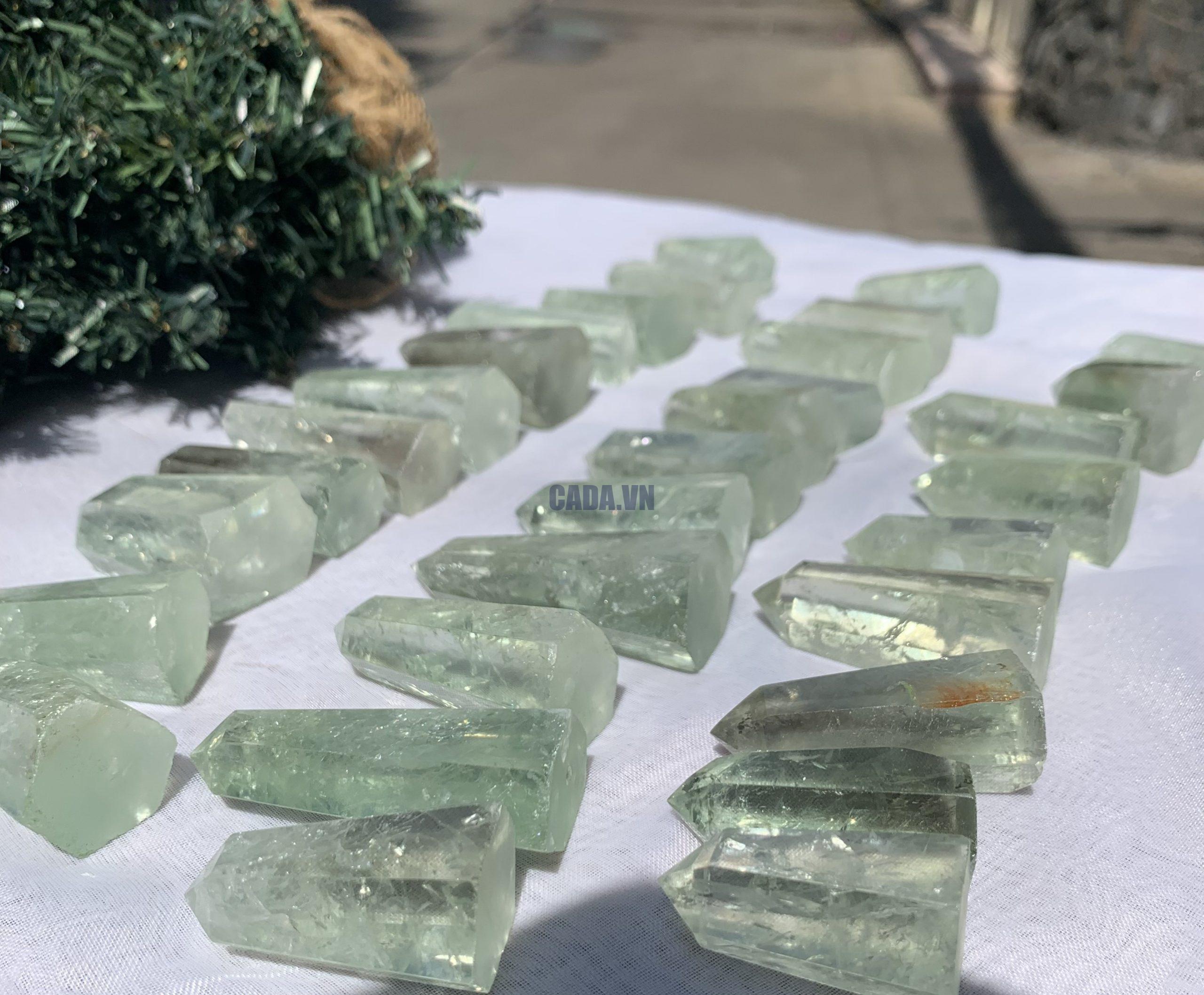 Trụ đá Green Quartz - Prasiolite Point | Đá thanh tẩy , tarot | CADA DECOR 