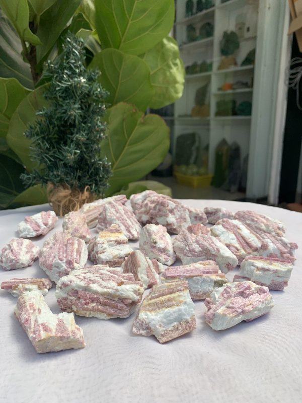 Pink Tourmaline Raw - Đá thô tourmaline hồng | Đá thanh tẩy , tarot | CADA DECOR