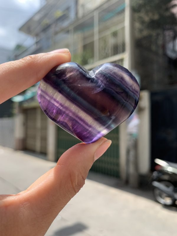 Trái tim đá Fluorite cầu vồng, Fluorite nhiều màu | Rainbow Fluorite Heart| Đá thanh tẩy , tarot | CADA DECOR