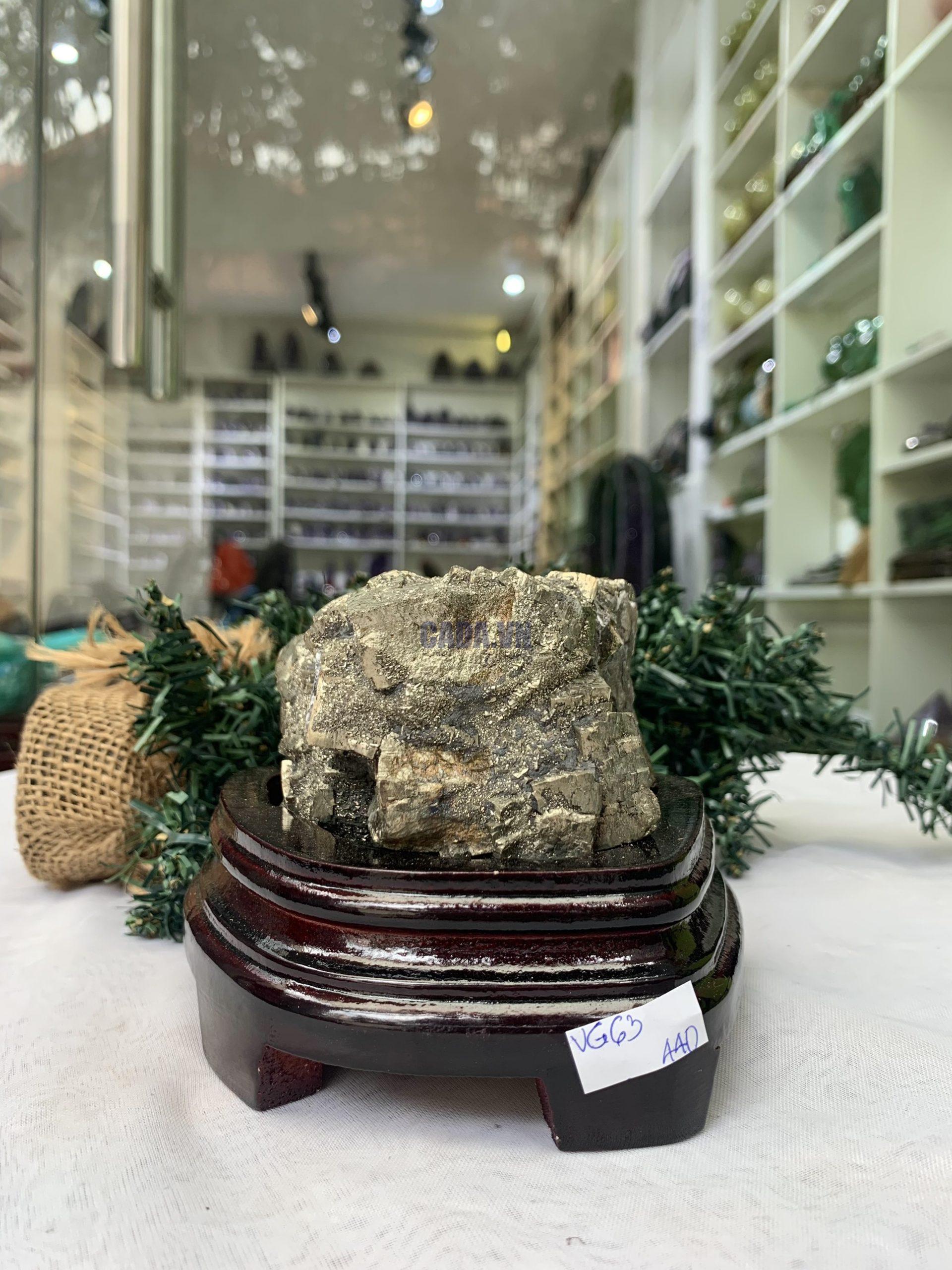 ĐÁ VÀNG GĂM – Pyrite, KT: C9,5xN8 CM (VG63), 0,880 KG